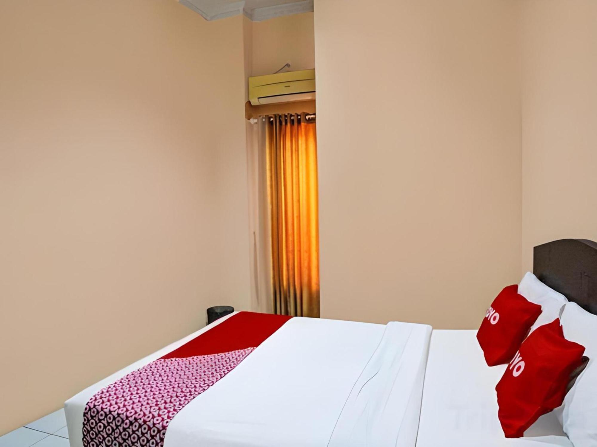 Hotel O Medan City Near Lapangan Benteng Formerly Ralica Residence Dış mekan fotoğraf